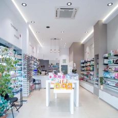 ΦΑΡΜΑΚΕΙΟ ΘΕΣΣΑΛΟΝΙΚΗΣ 1 230x230 - ΣΧΕΔΙΑΣΜΟΣ – ΜΕΛΕΤΗ – ΑΝΑΚΑΙΝΙΣΗ ΦΑΡΜΑΚΕΙΟΥ ΣΤΗΝ ΠΕΡΑΙΑ ΘΕΣ/ΝΙΚΗΣ